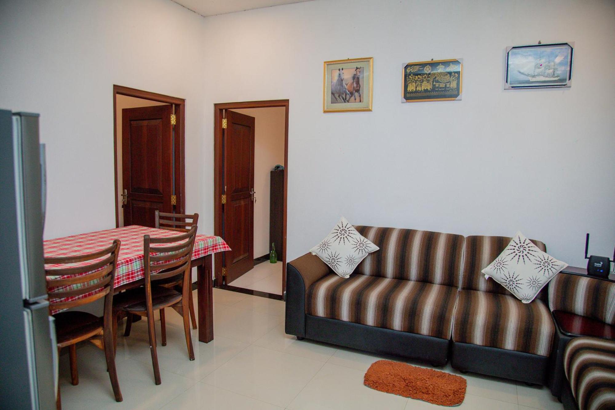 Shiny Villa أونا واتونا المظهر الخارجي الصورة